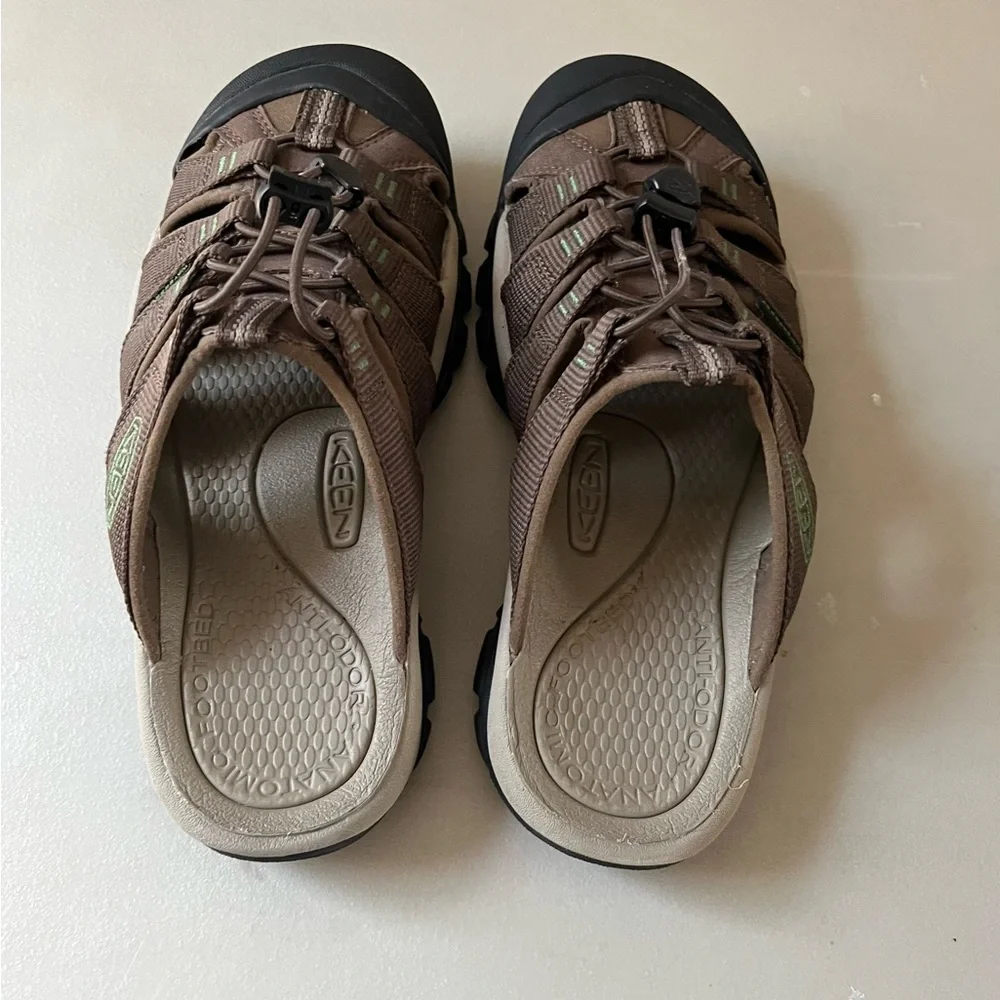Keen Kids Brown and Black Closed-Toe Outdoor Sandals